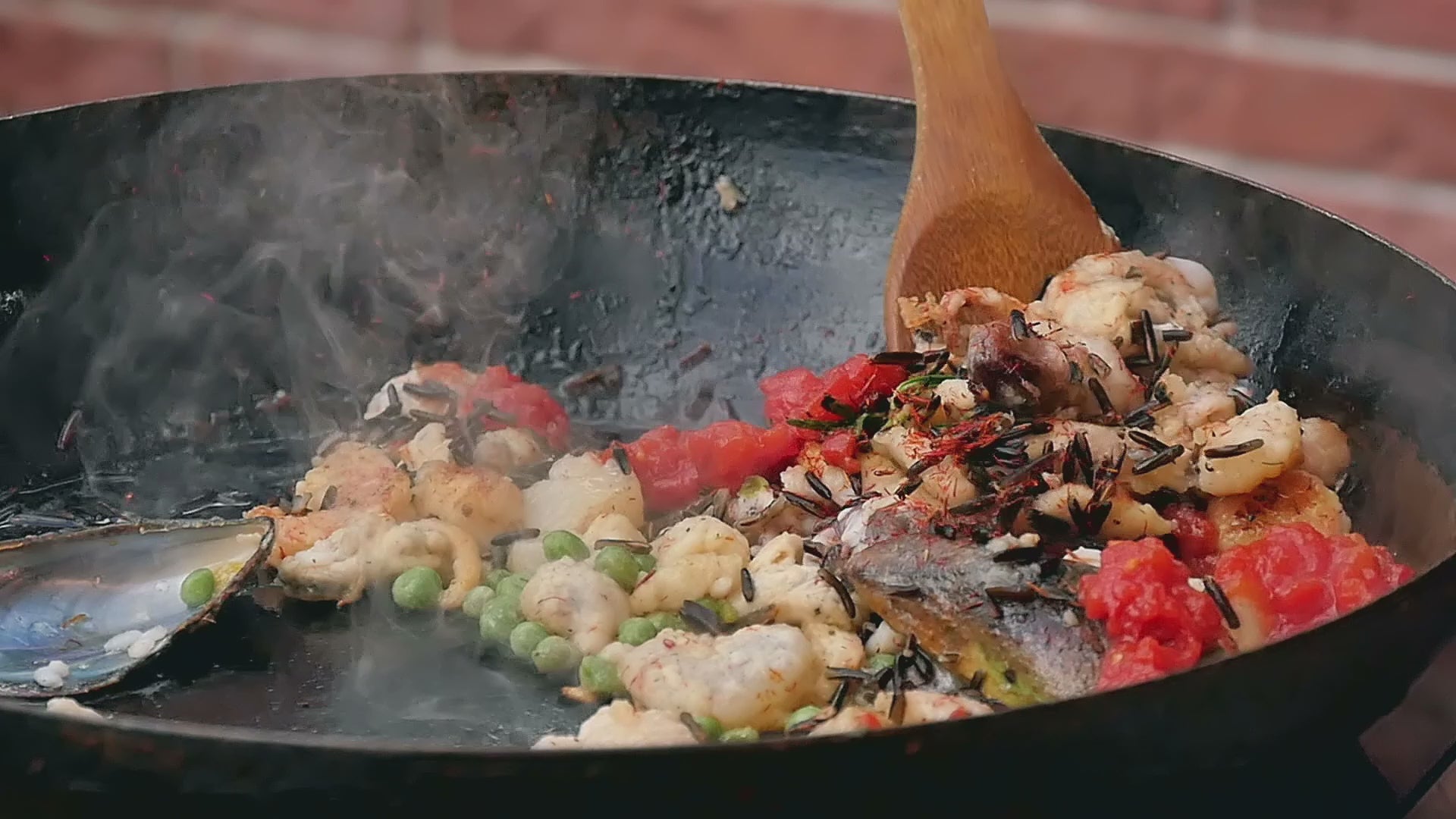 Load video: seafood in a pan